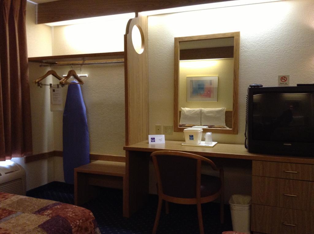 Econo Lodge Denver International Airport Aurora Eksteriør bilde